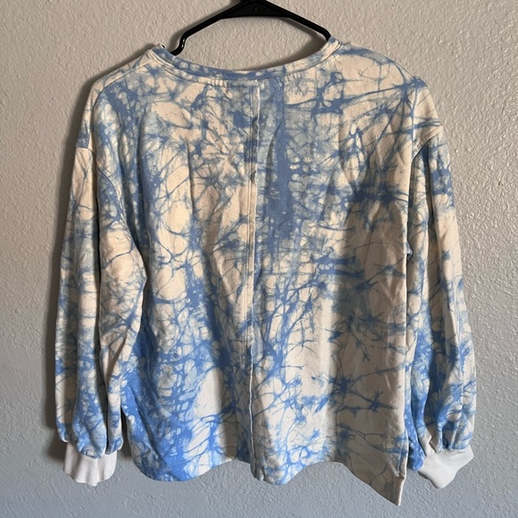 Tie-Dye Sweater - Picture 2 of 3